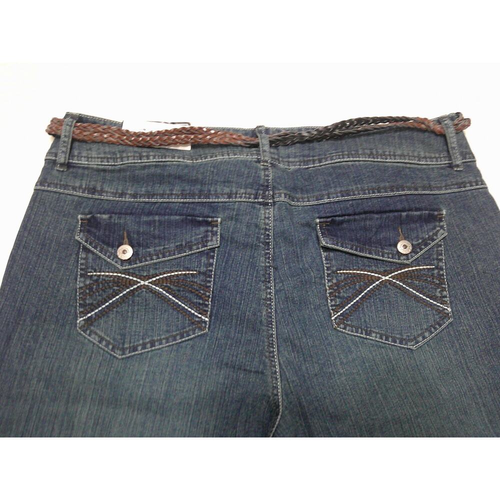 Cato Classic Blue Denim Jeans Capris Women's 18 Light Wash Cuffed With Belt NWT - Picture 8 of 13